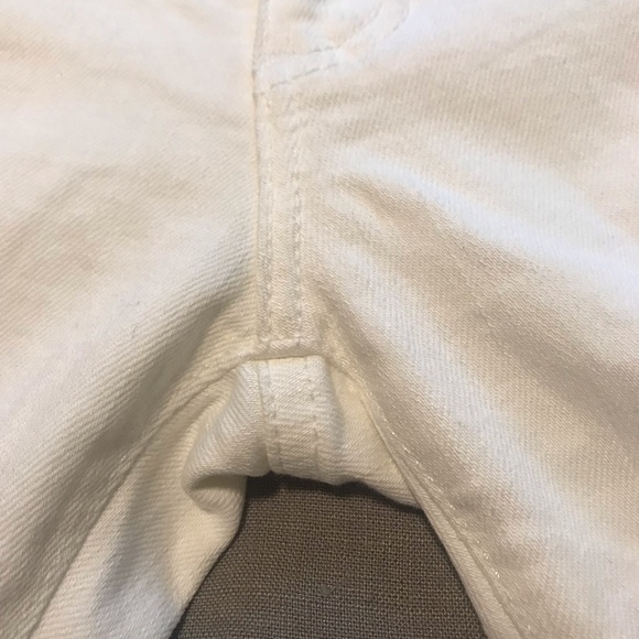 AG “The Malibu” White Crop Pant Size 26R - Picture 3 of 4